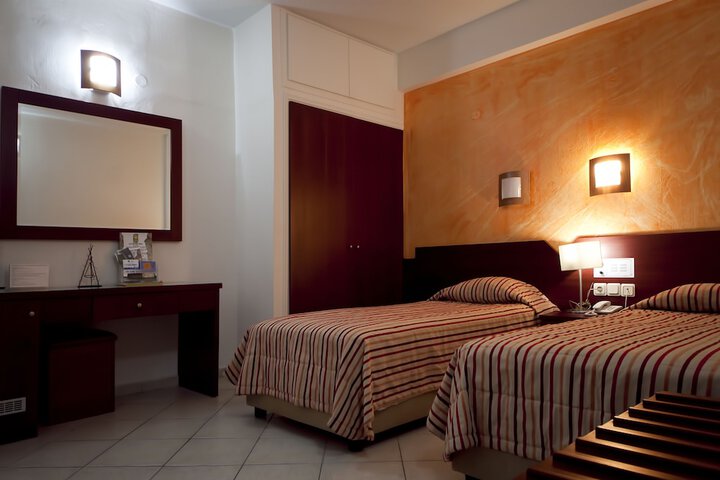Room 3 of 50