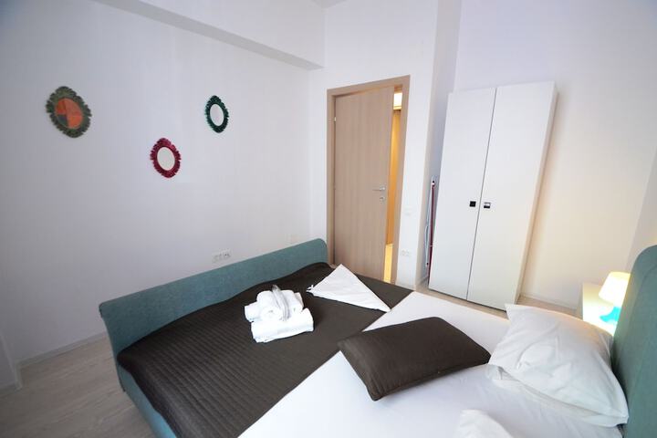 Room 19 of 139