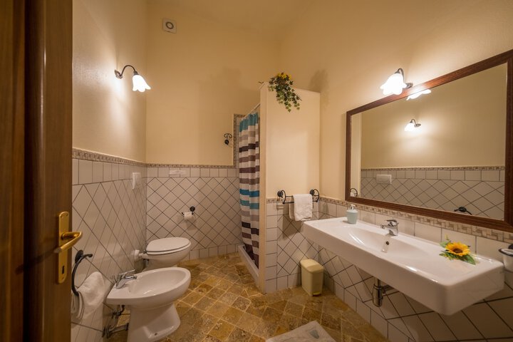 Room 30 of 51