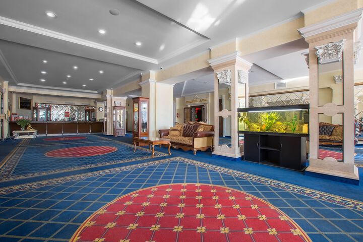 Hotel Interior 3 of 38