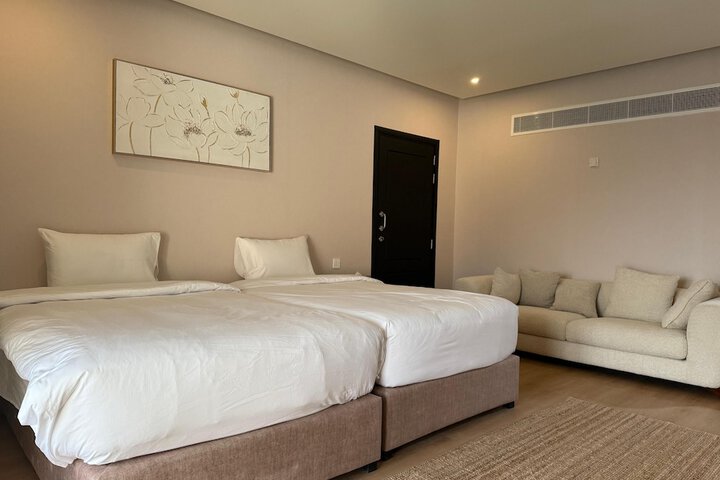 Room 7 of 49