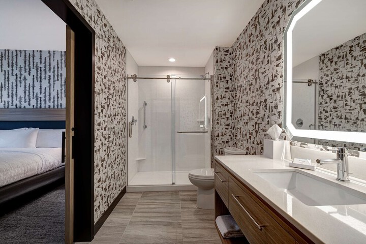 Bathroom shower
