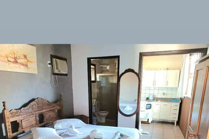 Room 42 of 149