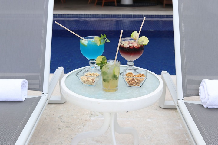 Pools & Facilities
