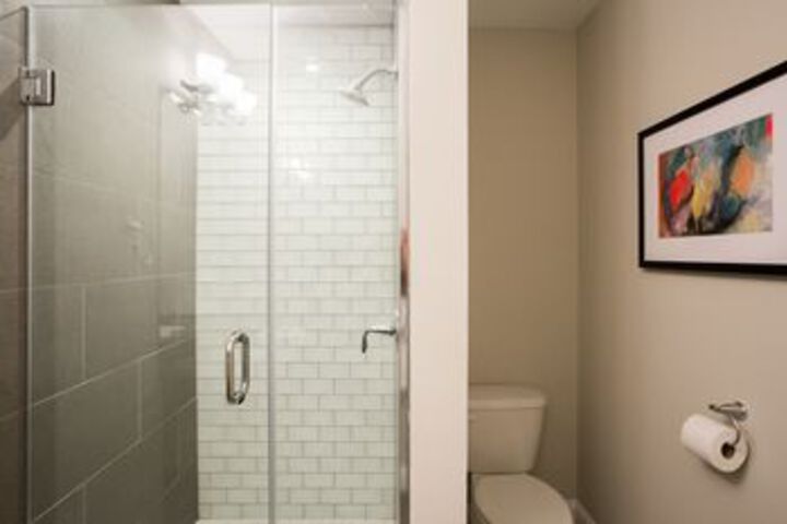 Room 2 of 22