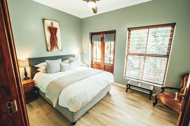 Room 6 of 43
