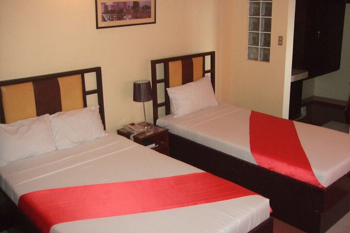 Room 7 of 36