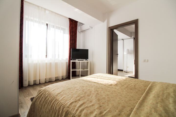 Room 26 of 81