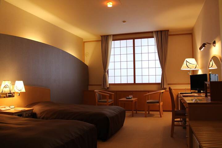 Room 8 of 54