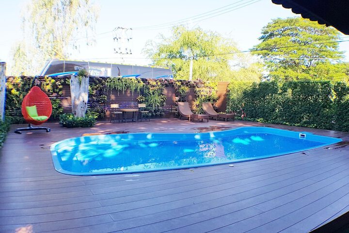 Pool 40 of 82