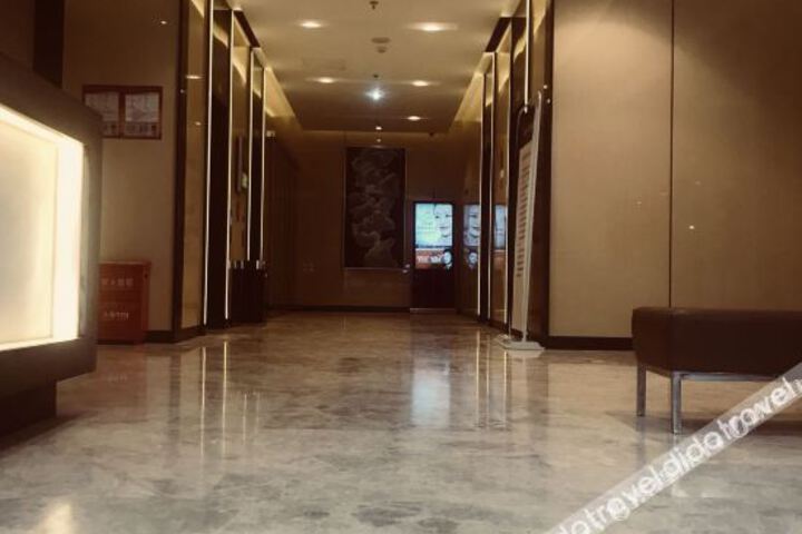 Hotel Interior 9 of 25