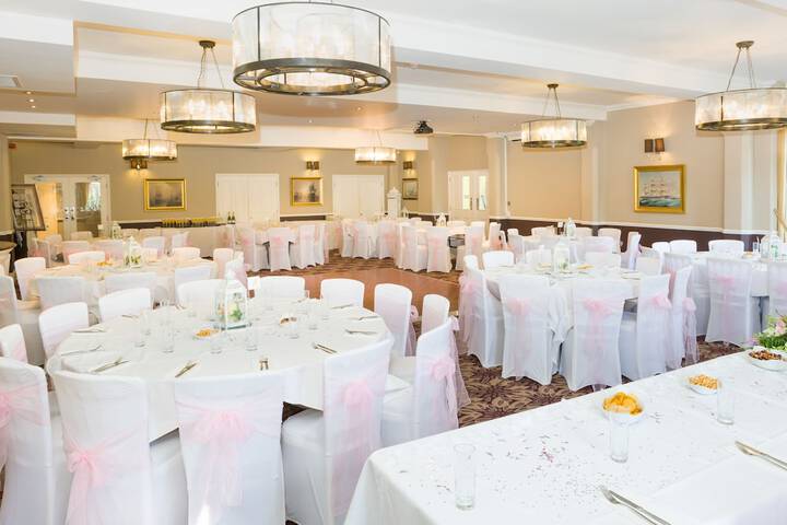 Ballroom/Hall 49 of 59