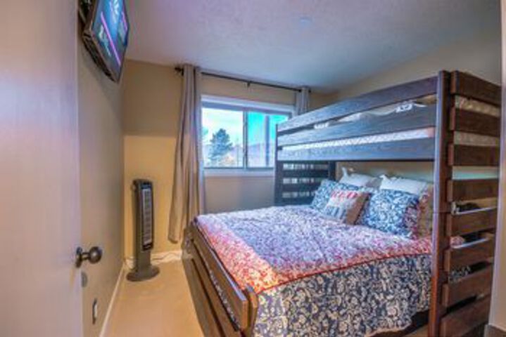 Room 74 of 168