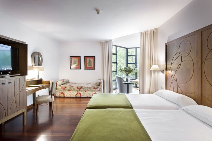 Room 10 of 81