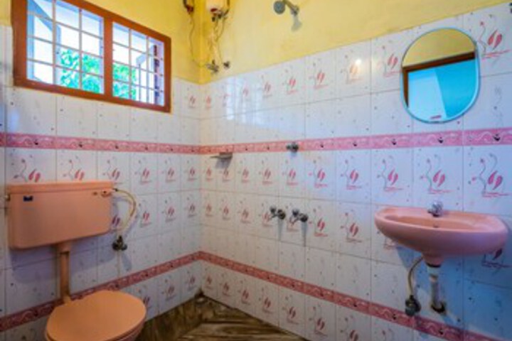 Room 4 of 44