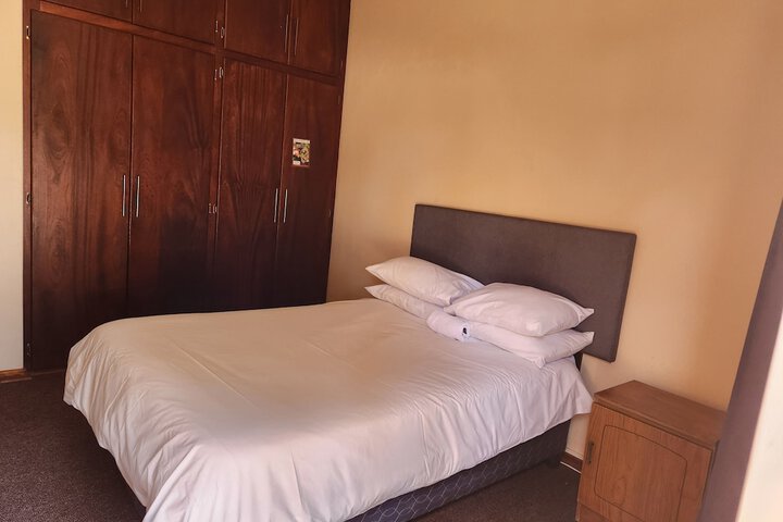 Room 2 of 9