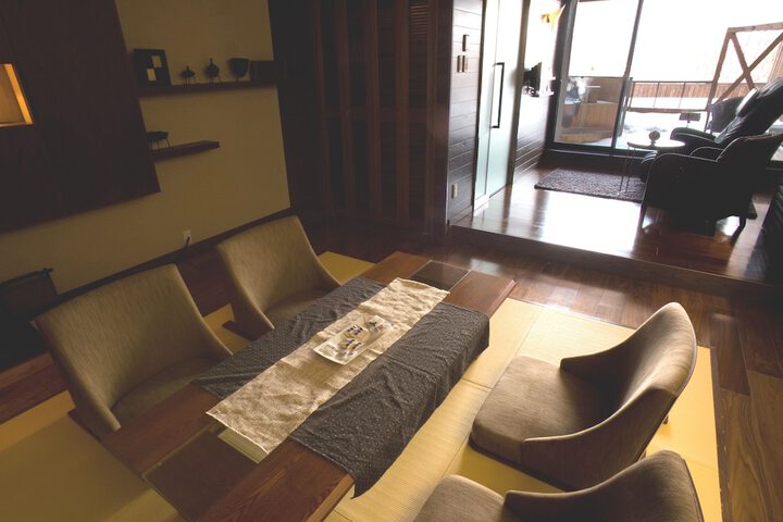 Room 3 of 144