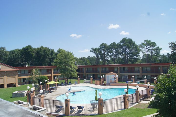 Pool 55 of 101
