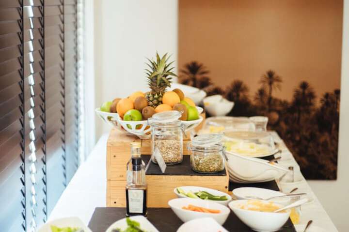 Dining 19 of 43