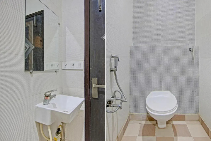 Room 8 of 13