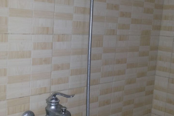 Room 28 of 60