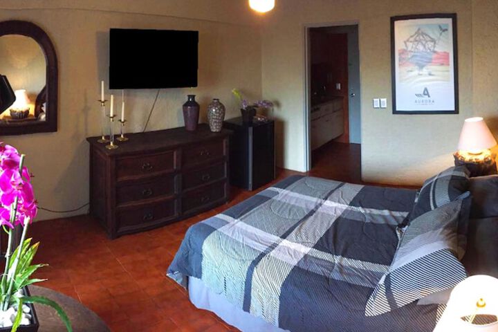 Room 7 of 13