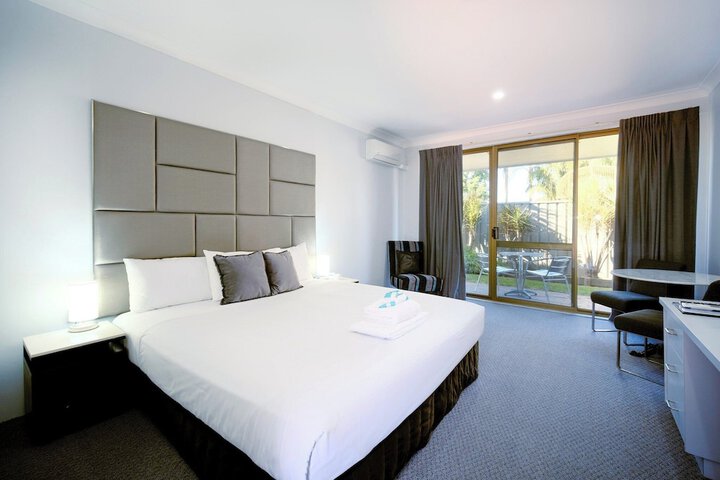 Room 15 of 29