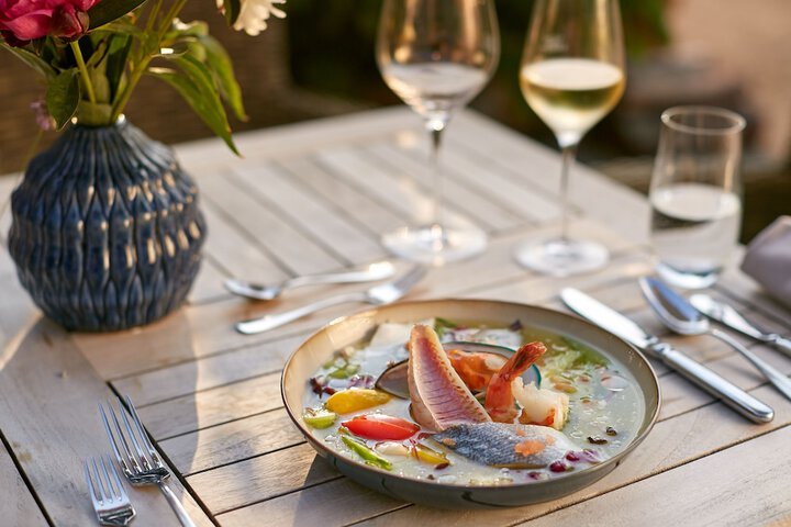 Dining 72 of 84