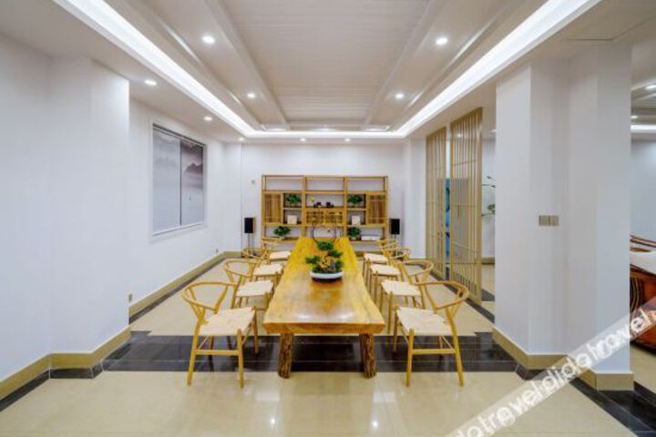 Hotel Interior 13 of 20