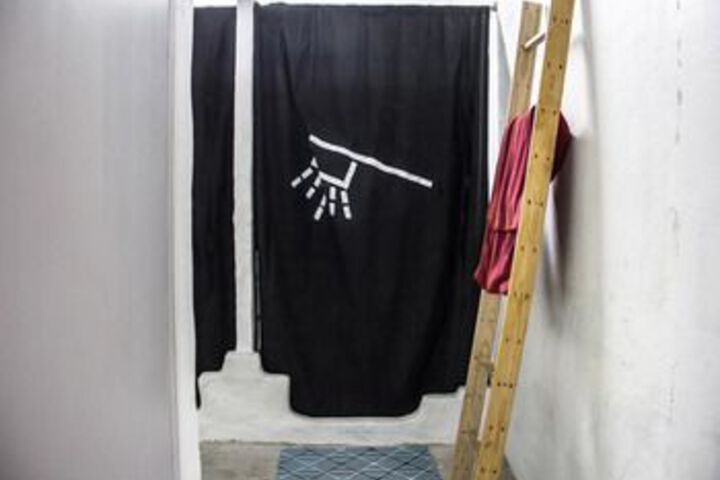 Room 3 of 29