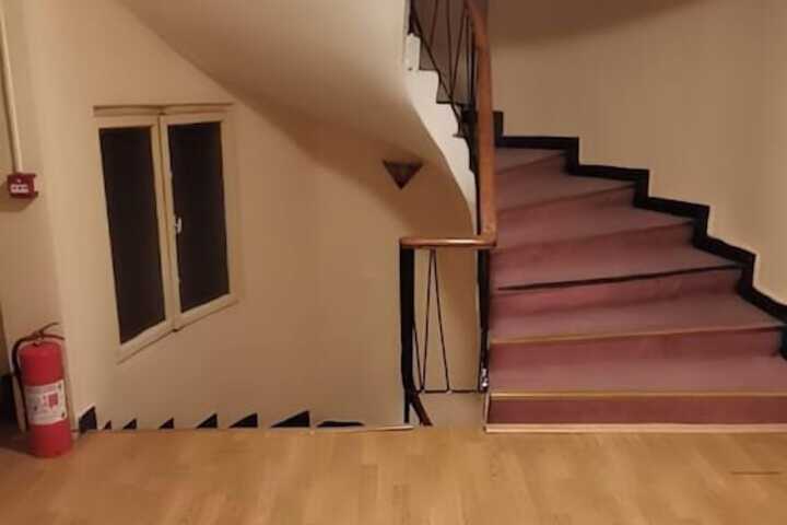 Ballroom/Hall 21 of 29