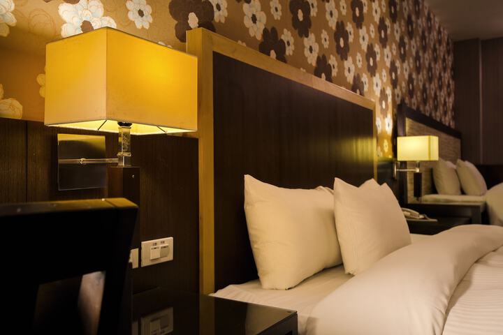Room 4 of 31