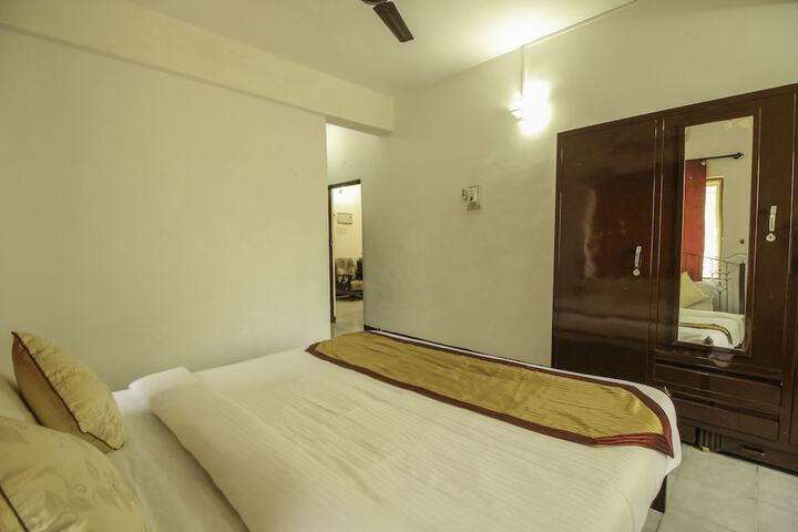 Room 3 of 13