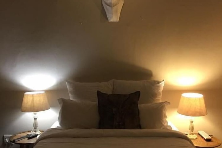 Room 12 of 23