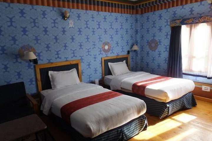 Room 6 of 29