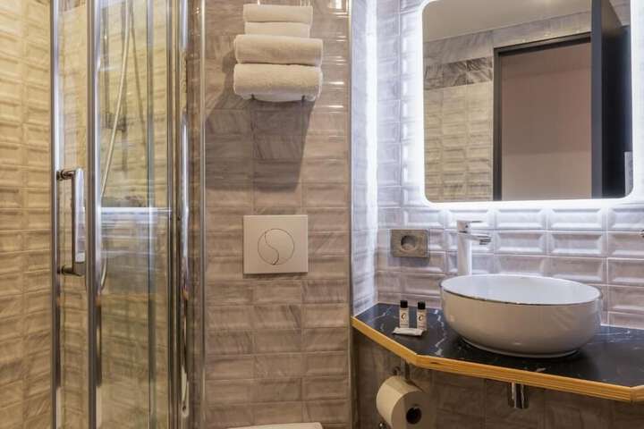 Bathroom Interior Photo