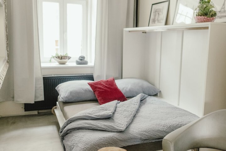 Room 32 of 57