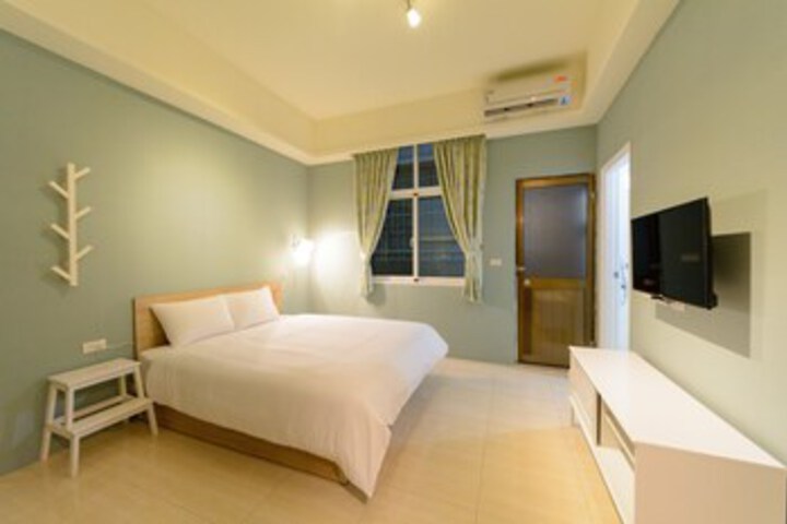Room 22 of 43