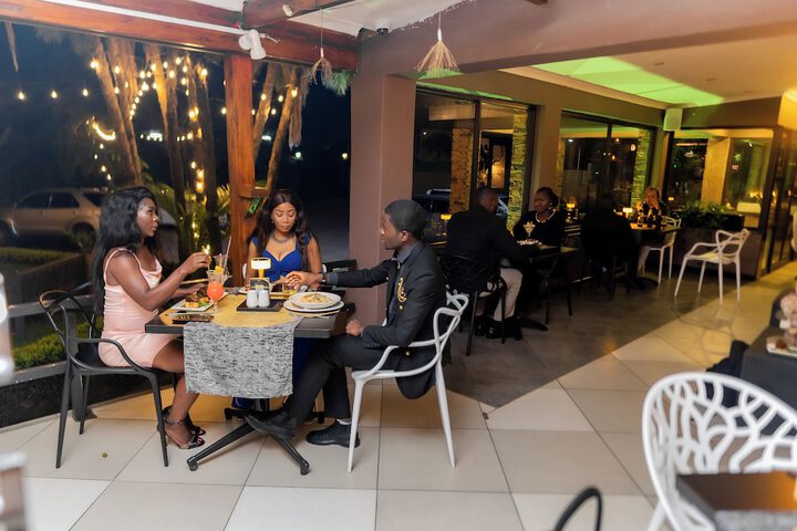 Dining 46 of 67