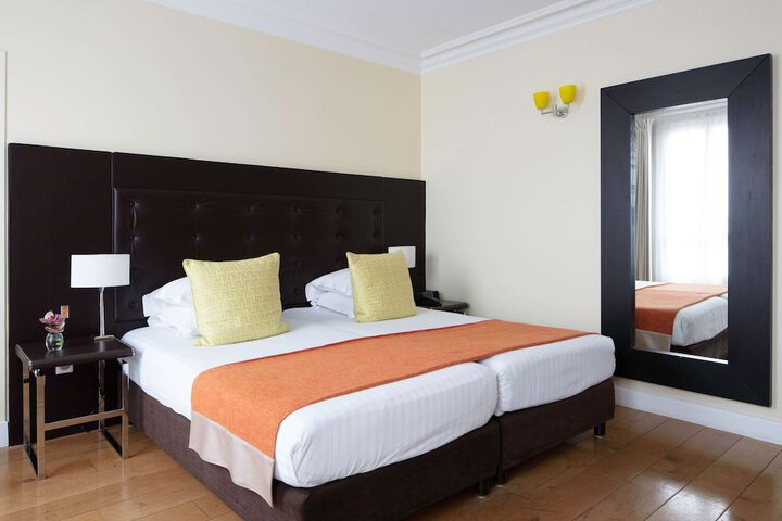 Room 15 of 63