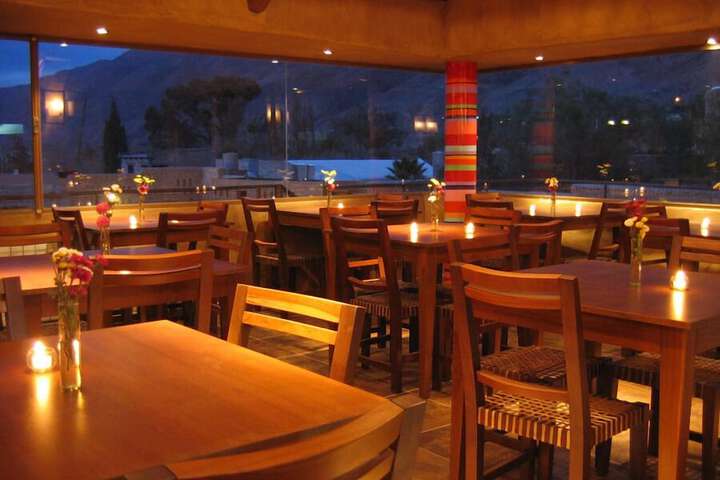 Dining 19 of 42