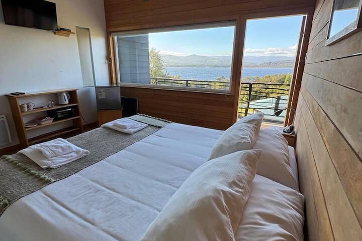 Room 15 of 37