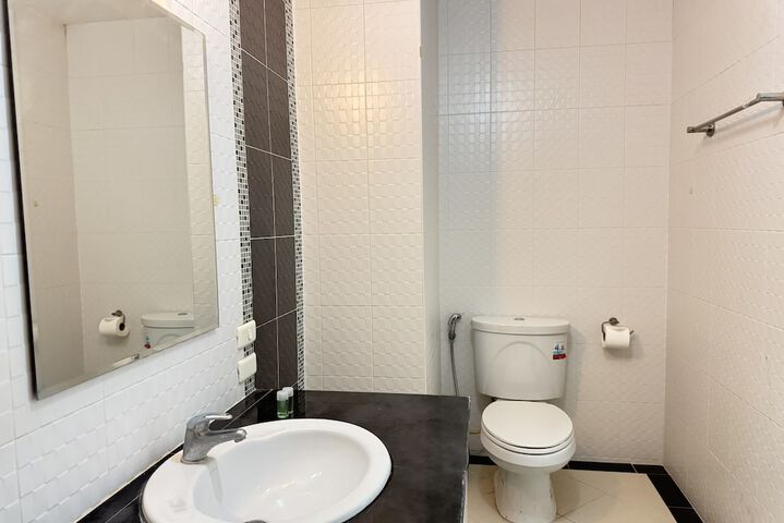 Room 78 of 95