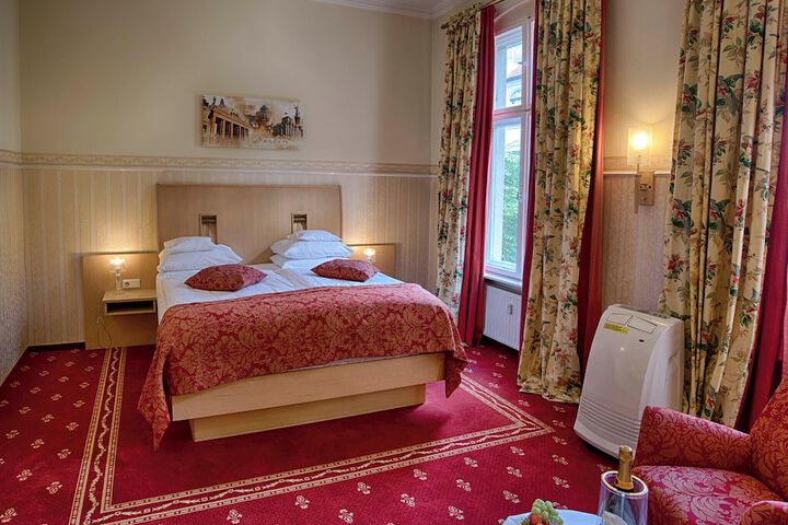 Room 47 of 110