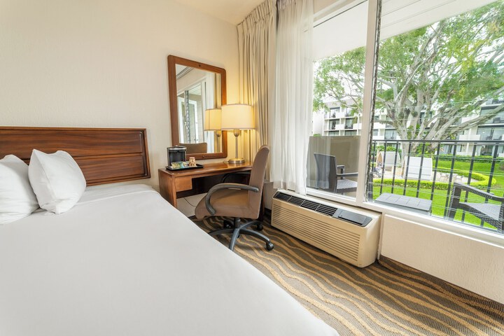Room 33 of 59