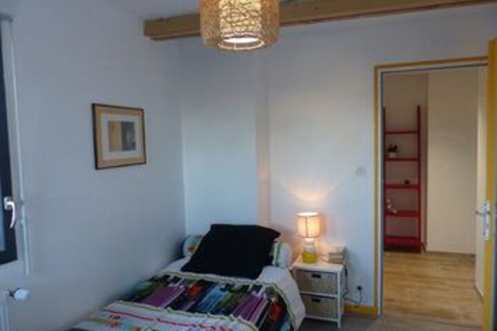 Room 8 of 15