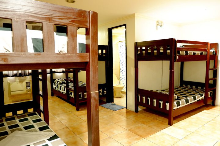 Room 6 of 47
