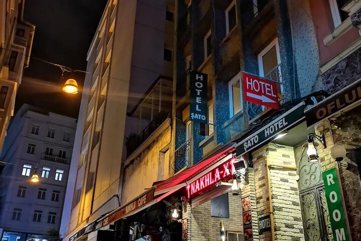 Hotel 27 of 29