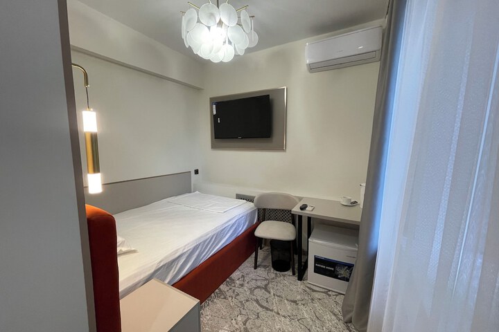Room 41 of 127