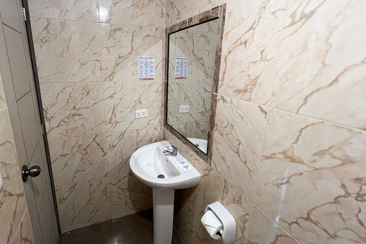 Room 49 of 74
